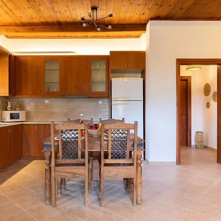Holiday home Stone & Sea *